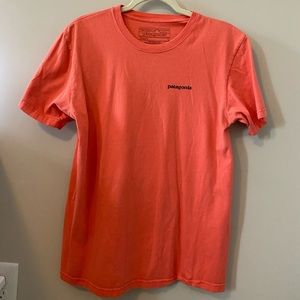 Men’s Patagonia T-Shirt.